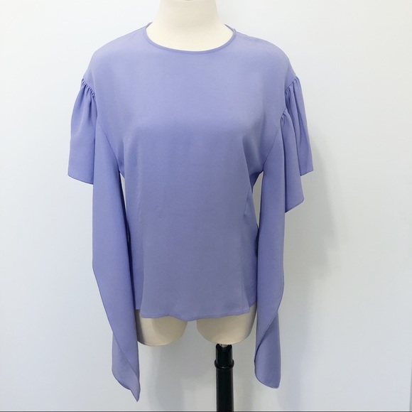 Lewit Tops - SOLD Lewit Flutter Sleeve Blouse